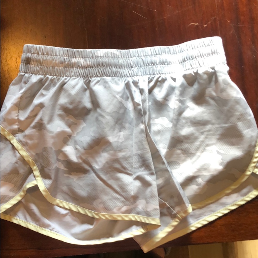 Running shorts